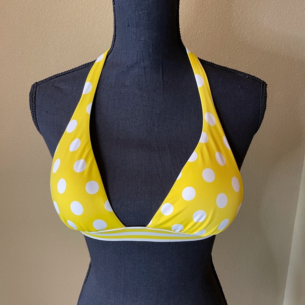 Women’s yellow polka dot bikini. - Picture 4 of 6